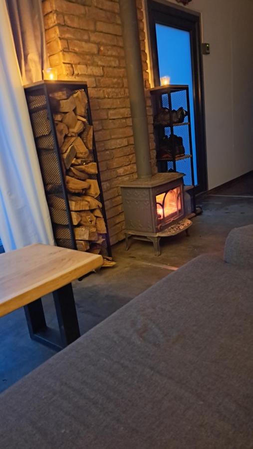 Apartment Wudino - Ubytovani V Prirode, Se Zviraty V Industrialnim Duchu, *